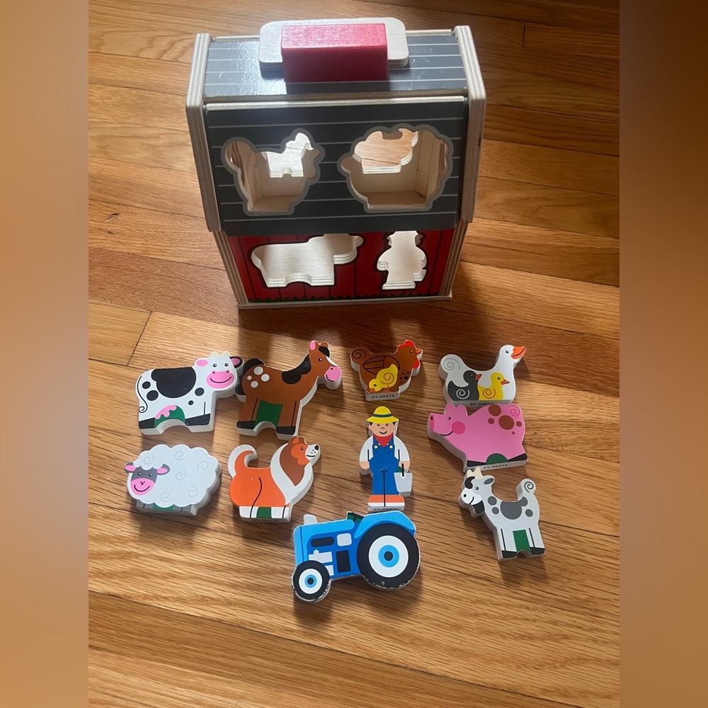 Melissa and Doug Barn Farm Animal Shape Sorter Toy Set
11 pc - Picture 4 of 6